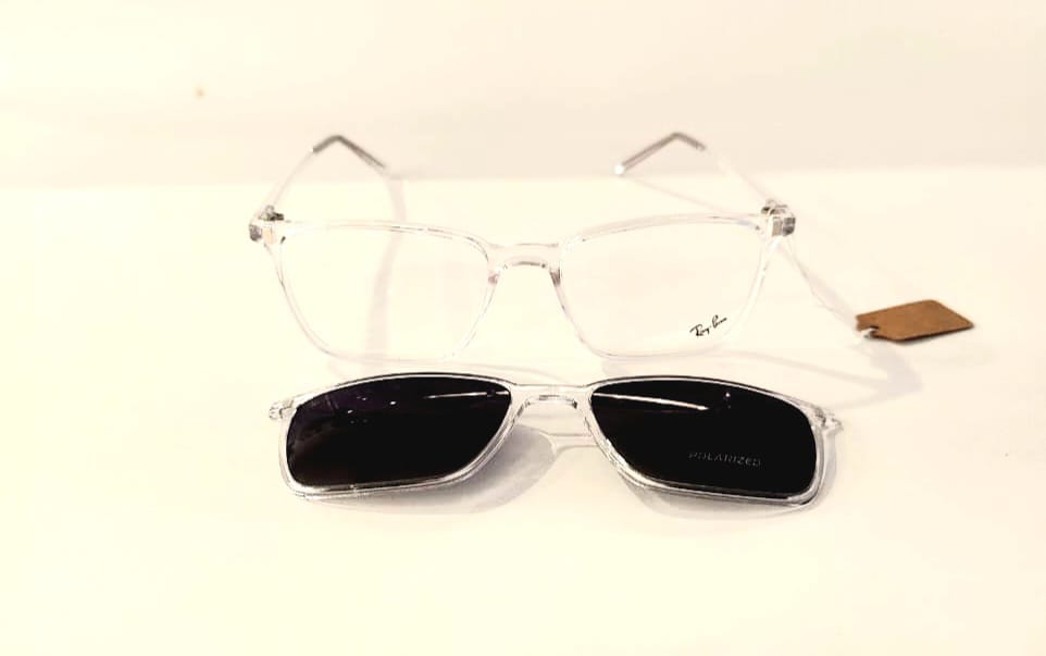 Lens